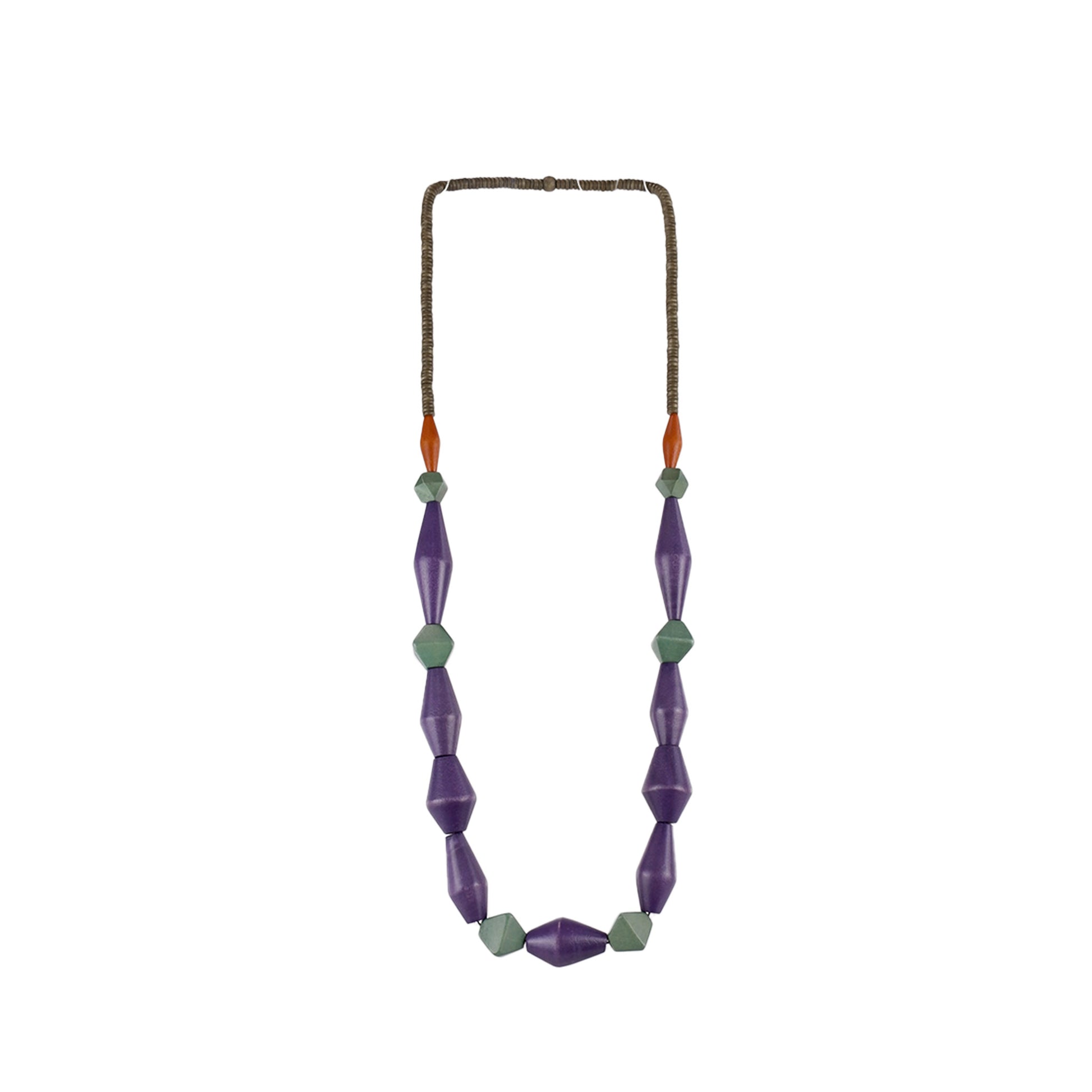 Handmade purple wooden necklace featuring diamond-shaped wooden components. Ethically crafted, lightweight, and perfect for modern and sustainable fashion lovers.